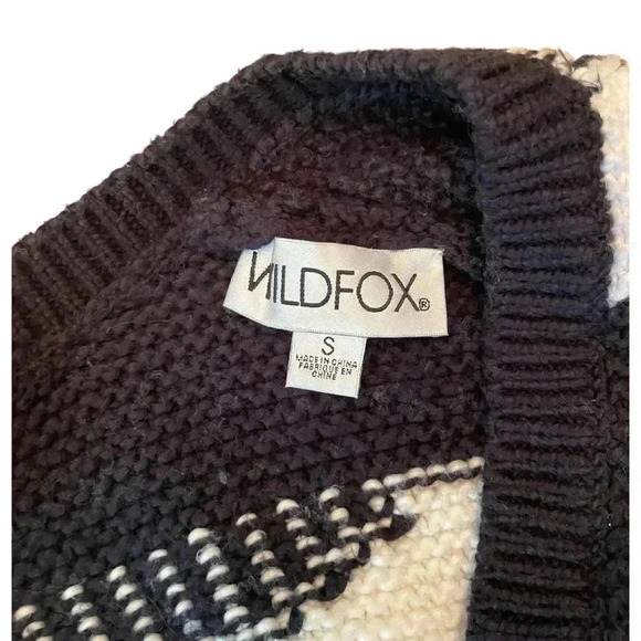 Wildfox Distressed Crop Fringe Oversized Sweater Size Small - Picture 8 of 9